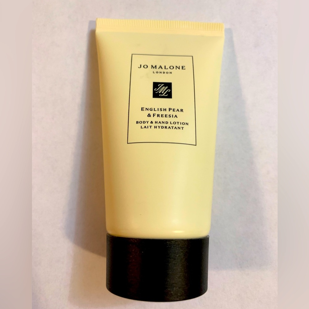 Jo Malone English Pear & Freesia Body & Hand Lotion 50ML sealed and Brand New!